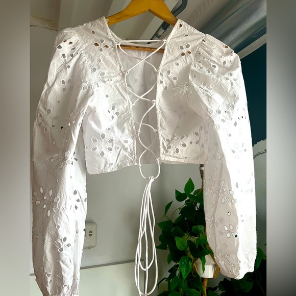 Zara Crop Top, Tie-Up Back (M) - Picture 2 of 2